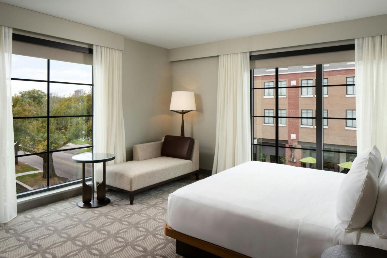 | Epicurean Hotel, Autograph Collection