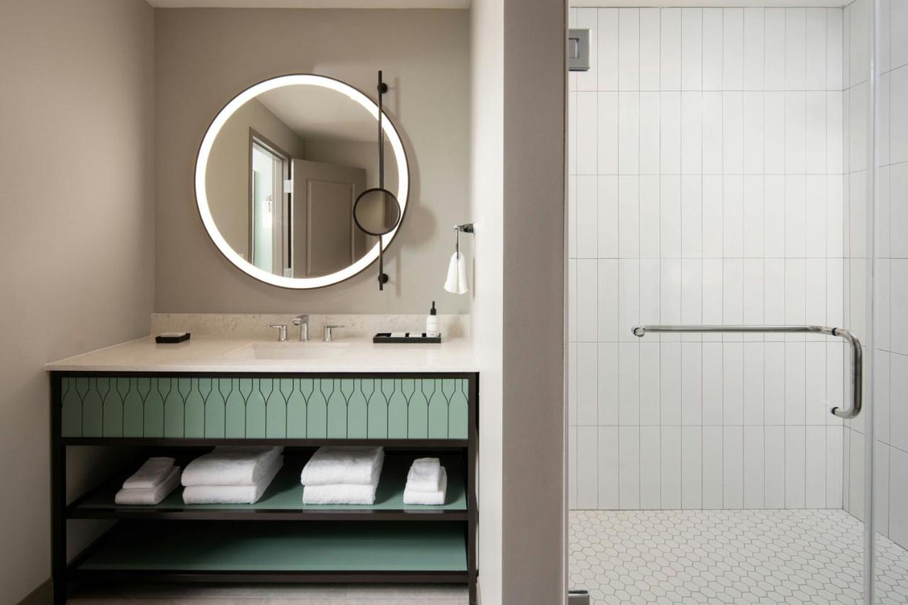 | Epicurean Hotel, Autograph Collection