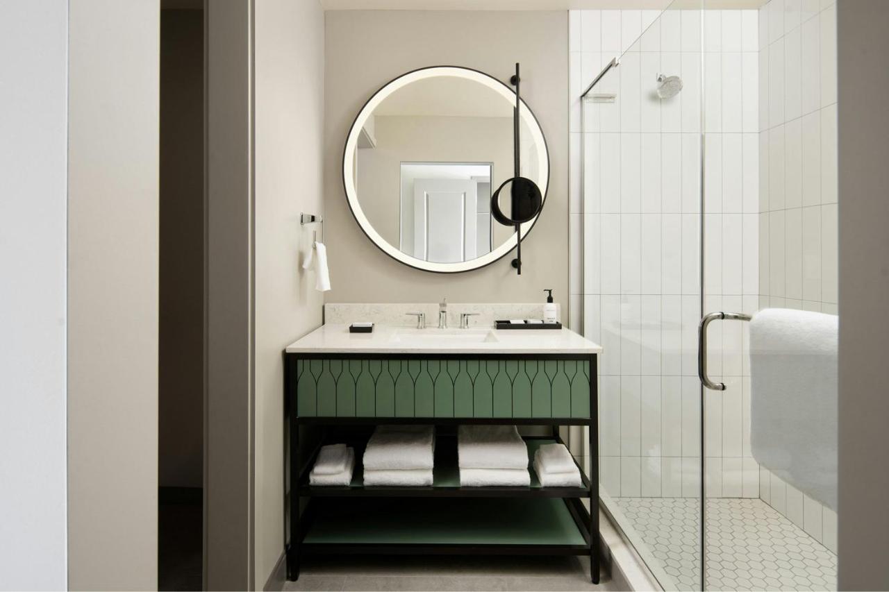 | Epicurean Hotel, Autograph Collection