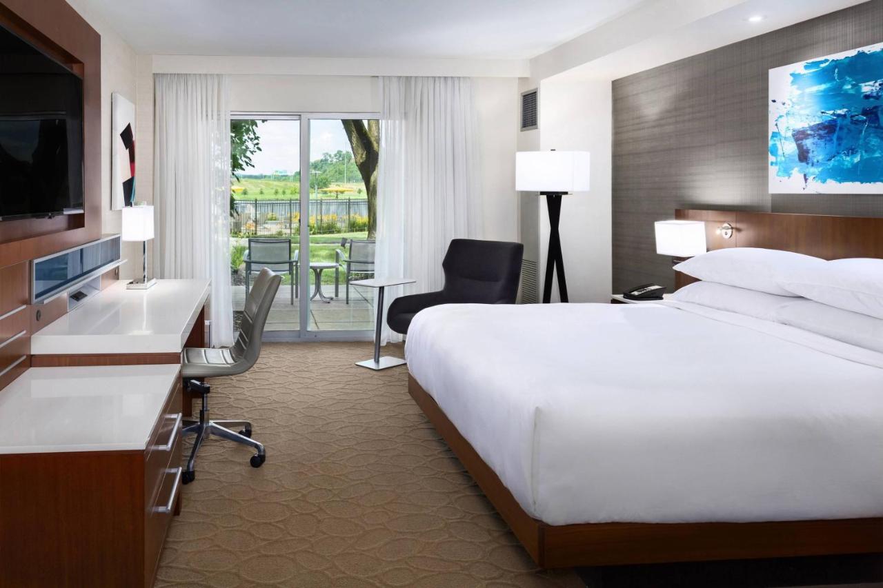 Guest room, 1 King, River view, patio at South Sioux City Marriott Riverfront