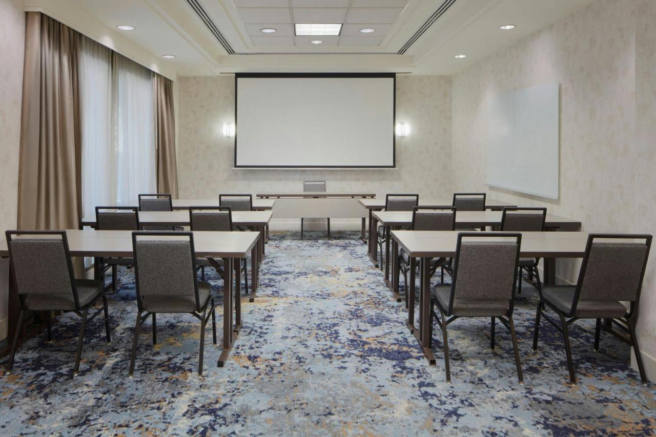 | Residence Inn by Marriott Arlington Courthouse