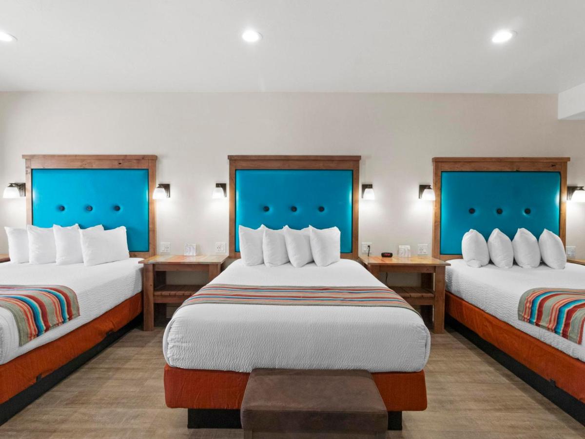 | Bluff Dwellings Resort