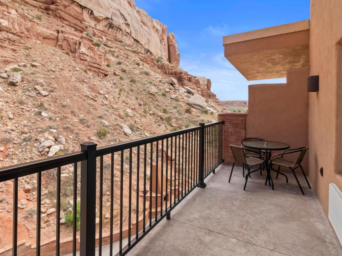 | Bluff Dwellings Resort
