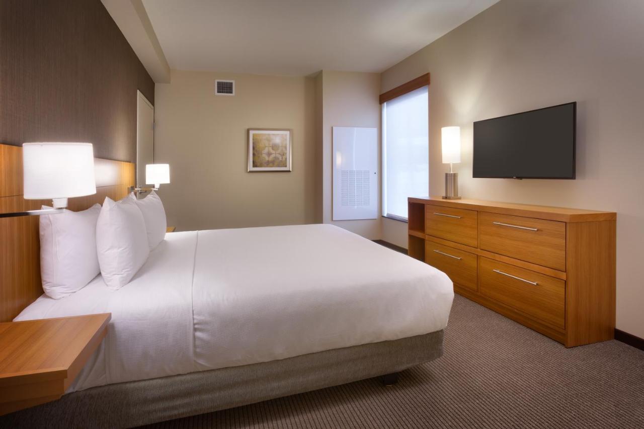King Suite - Handicap Accessible with Shower at Hyatt Place Park City