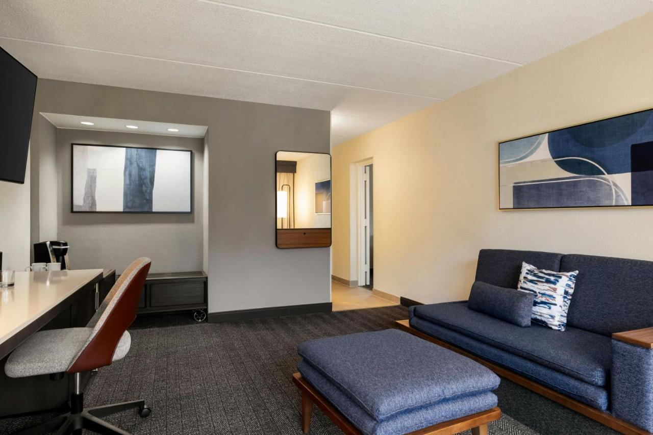  | Courtyard Atlanta Northlake