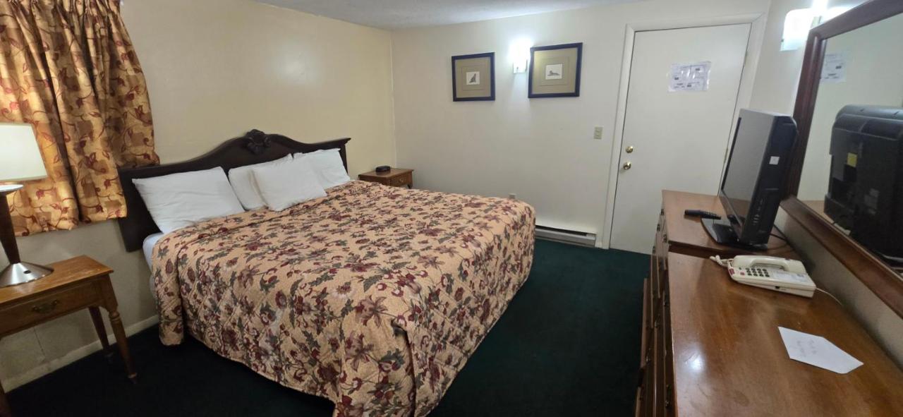 | Red Carpet Inn Pulaski