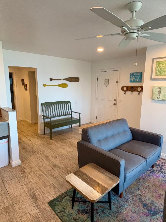 Deluxe Queen Suite with Two Queen Beds - Ocean Front at Sea Horse Resort