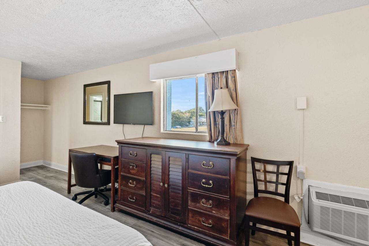  | Ocean 5 Hotel