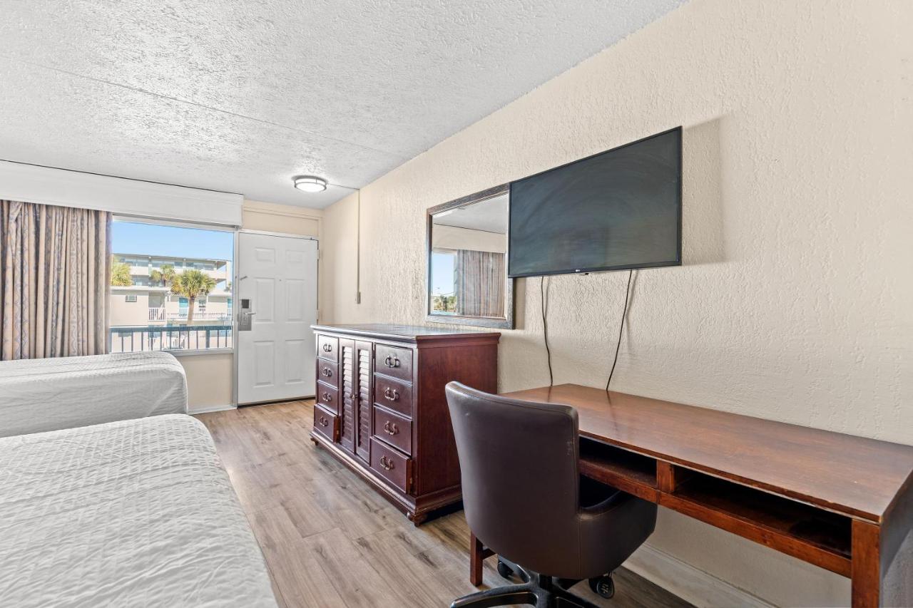  | Ocean 5 Hotel