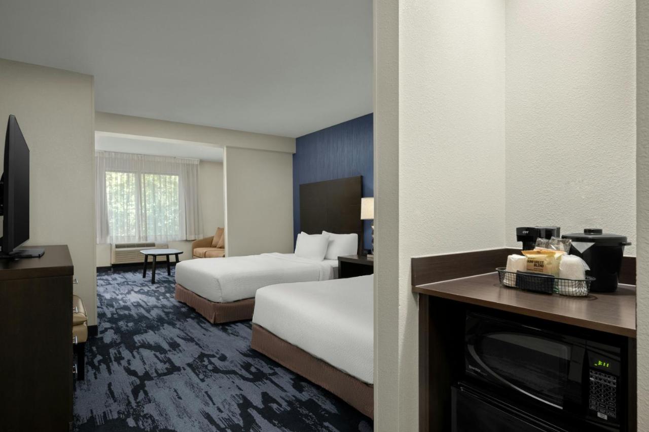 | Fairfield Inn & Suites by Marriott Moscow