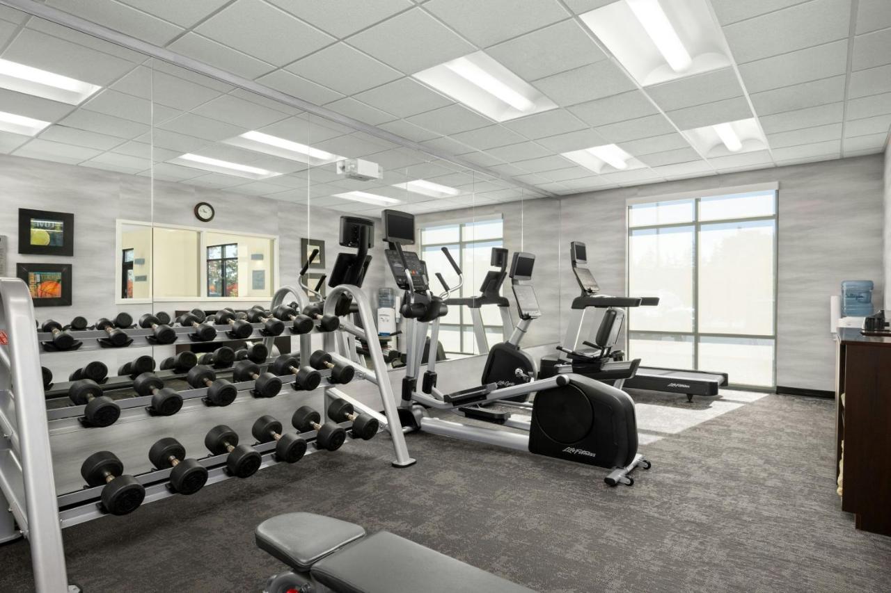 | Fairfield Inn & Suites by Marriott Moscow