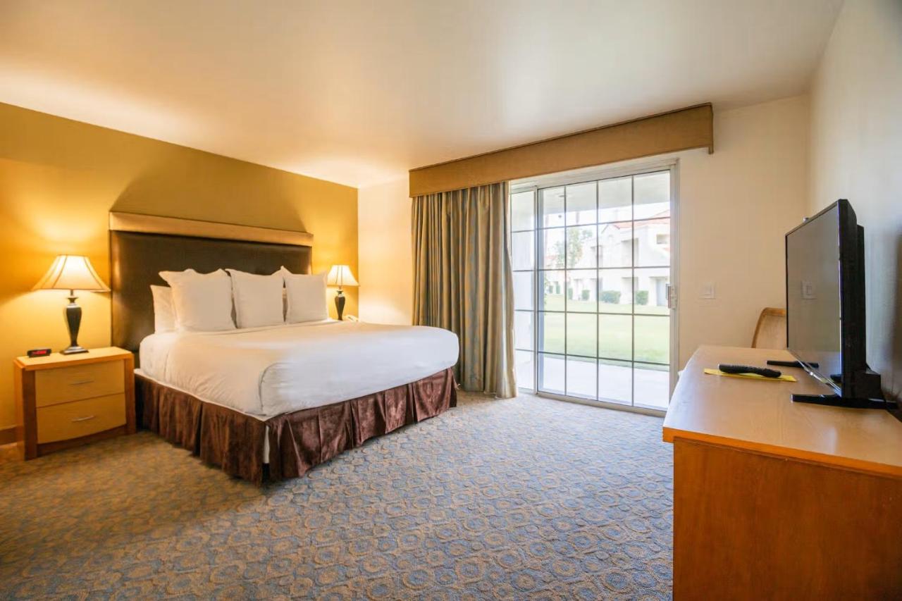 | Desert Breezes Resort