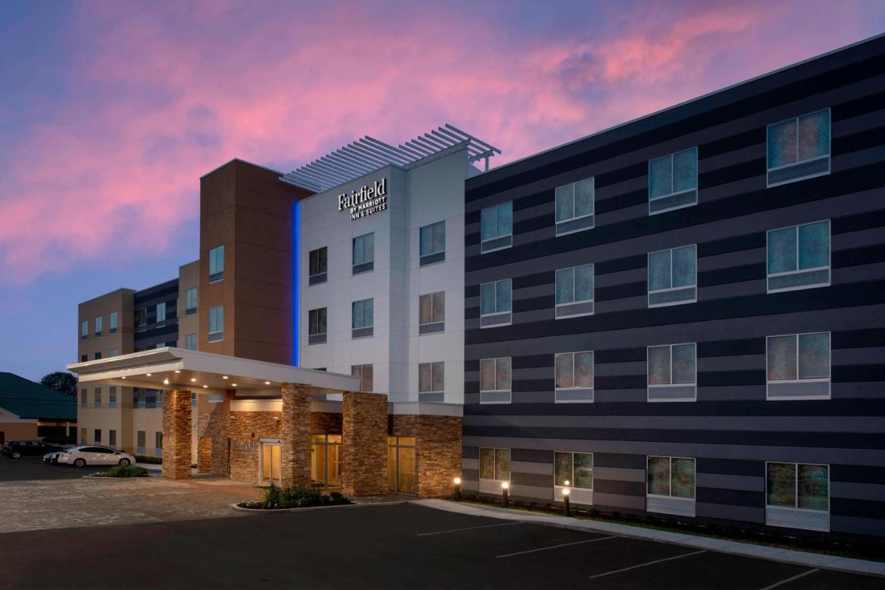 | Fairfield Inn & Suites by Marriott New Orleans Metairie