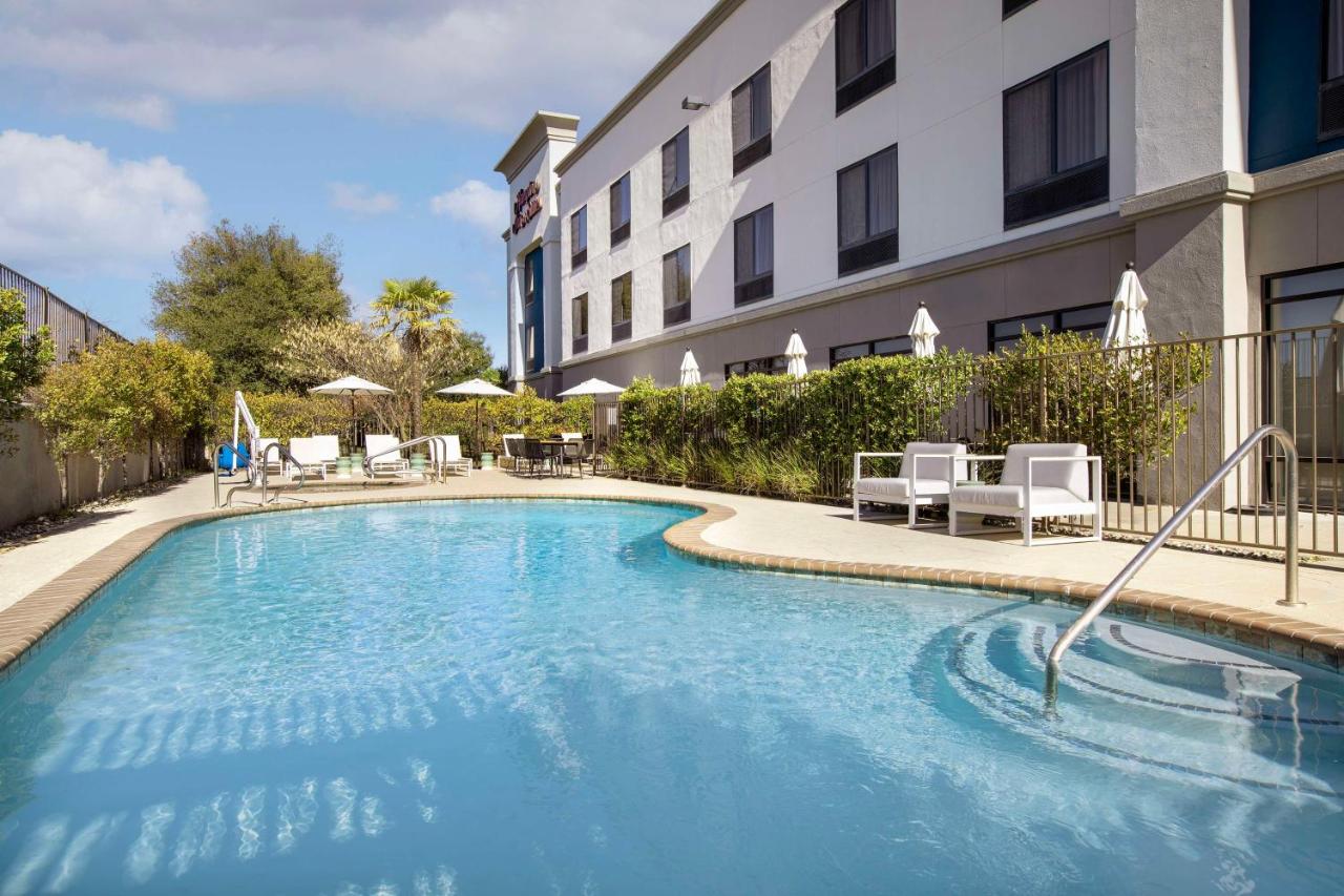 | Hampton Inn & Suites Paso Robles