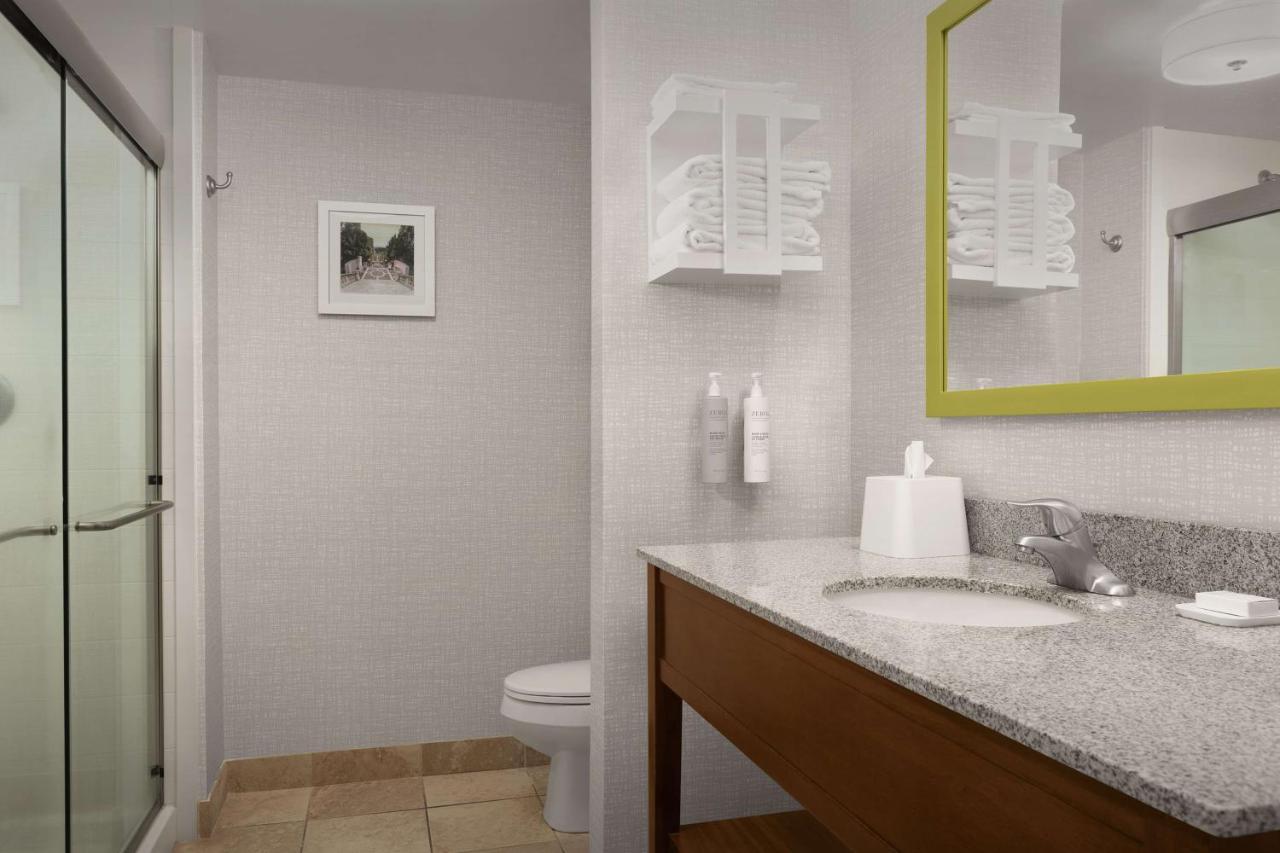 King Room - Non-Smoking at Hampton Inn & Suites Lynchburg