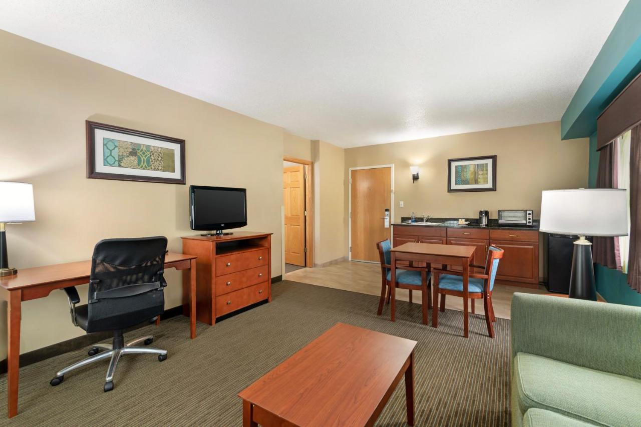  | Best Western Plus Plattsburgh
