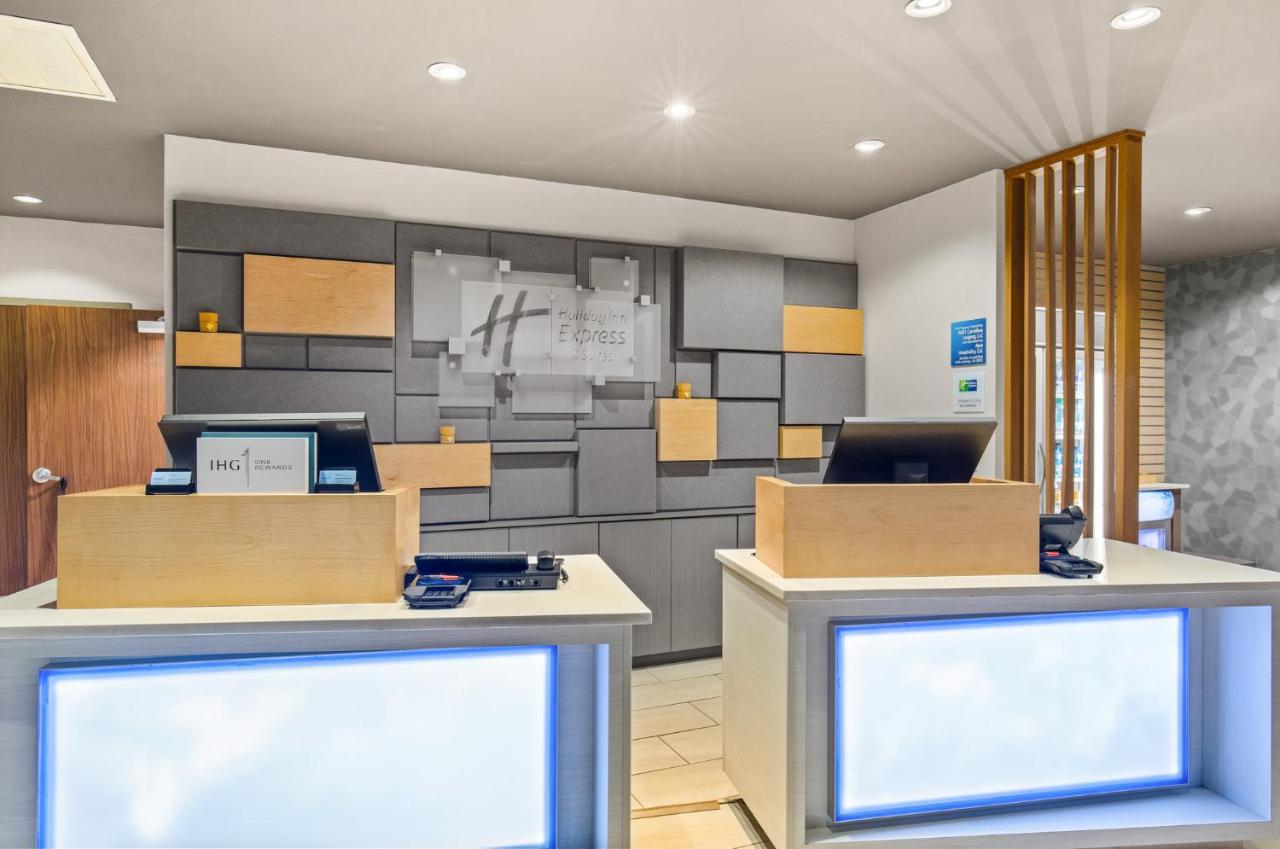  | Holiday Inn Express & Suites Carrollton West, an IHG Hotel