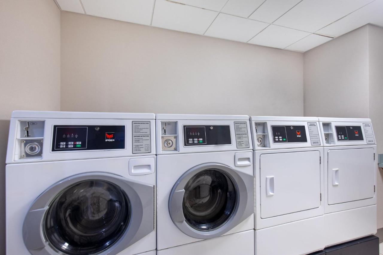  | Holiday Inn Express & Suites Carrollton West, an IHG Hotel