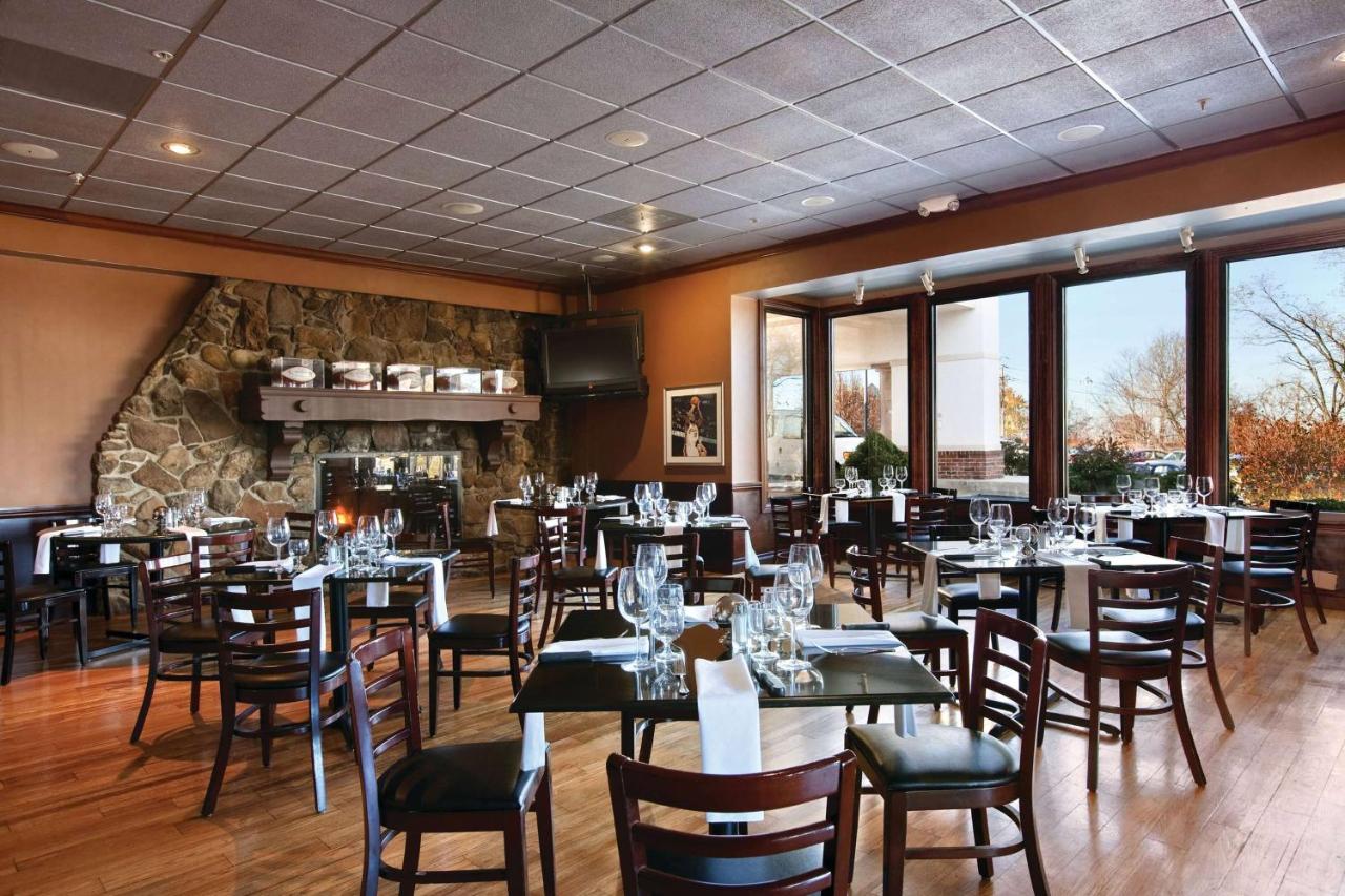 | DoubleTree by Hilton Cleveland South