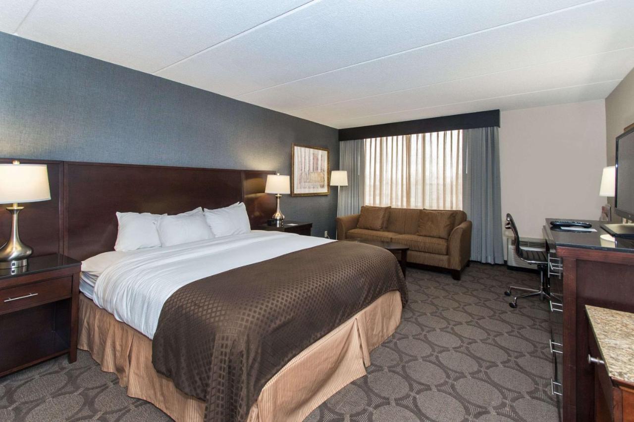 | DoubleTree by Hilton Cleveland South