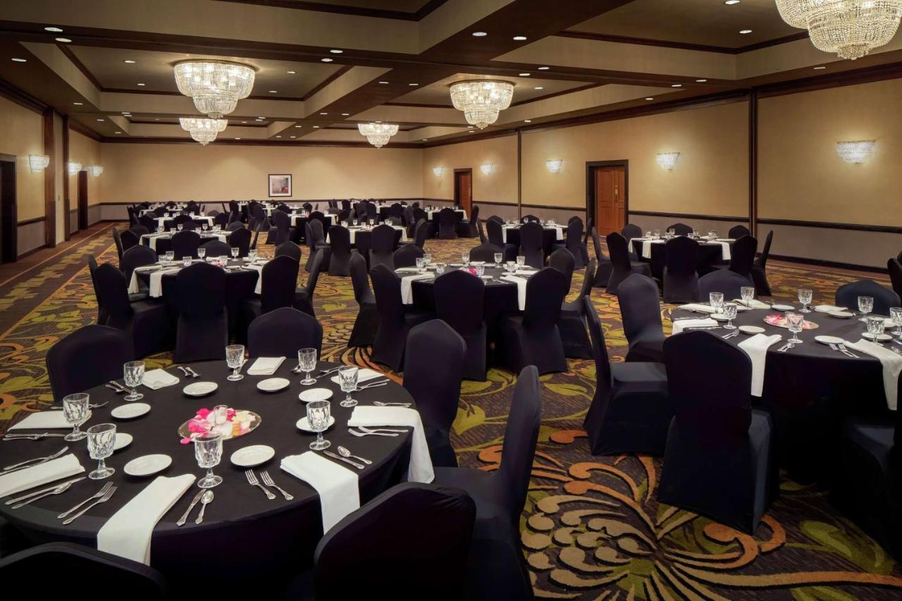  | DoubleTree by Hilton Cleveland South
