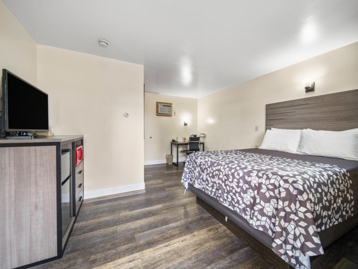 | Kingsway Inn