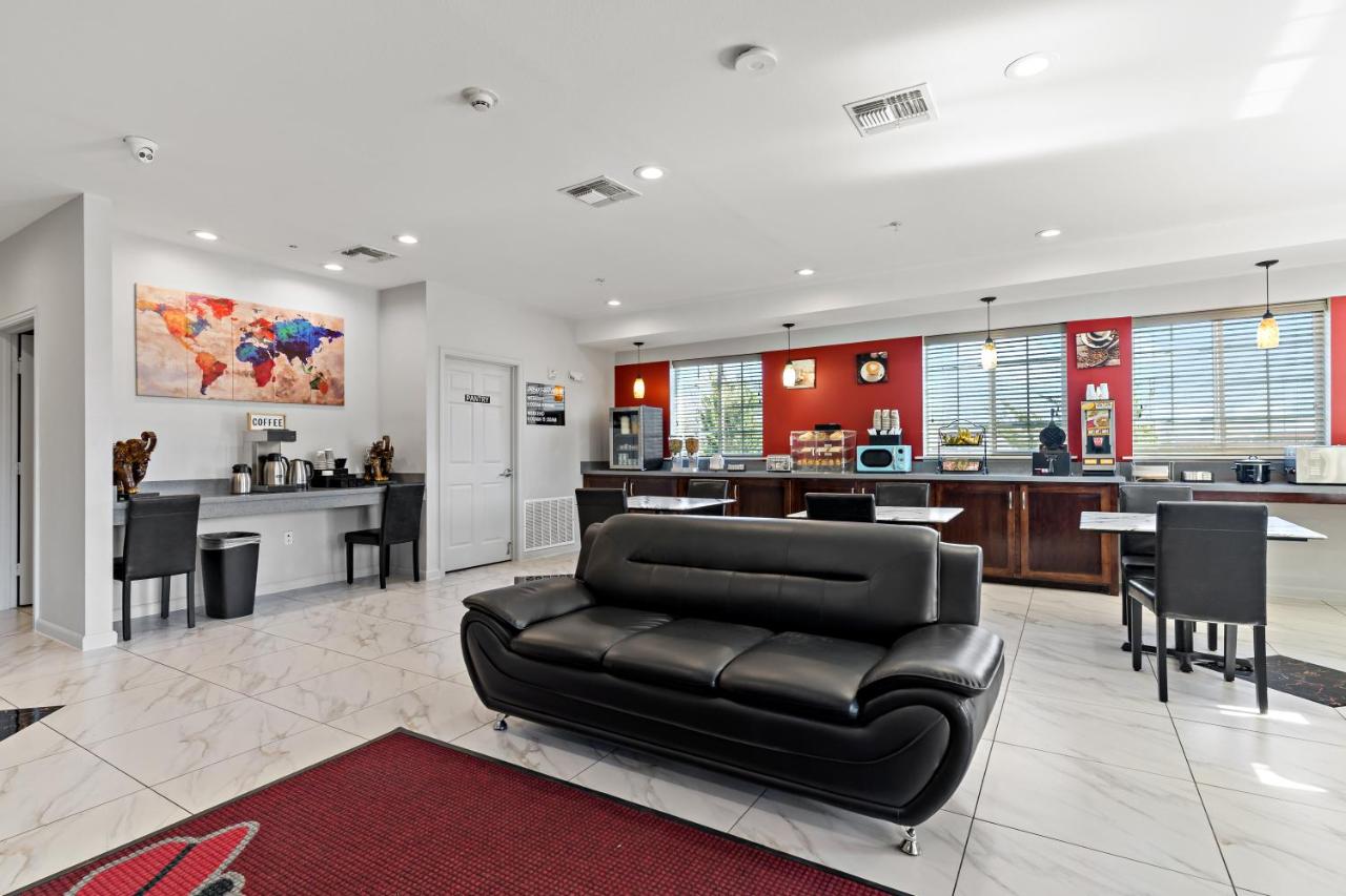 | Paris Inn & Suites