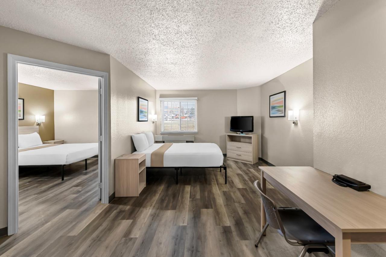 Queen Suite - Accessible/Non-Smoking at Birch Hill Suites Columbia