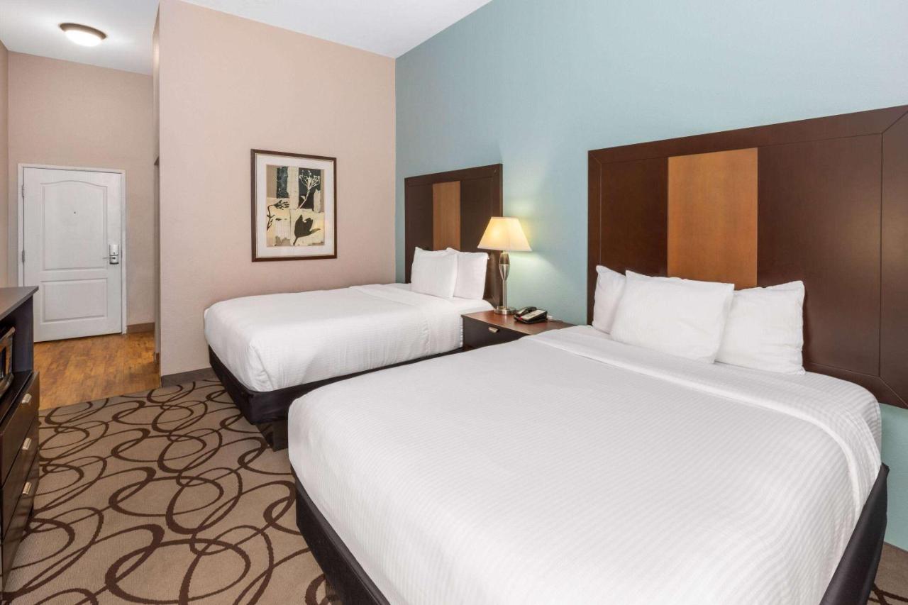 2 Queen Beds, Lake/Pool View, Non-Smoking at La Quinta Inn & Suites by Wyndham Fort Worth - Lake Worth