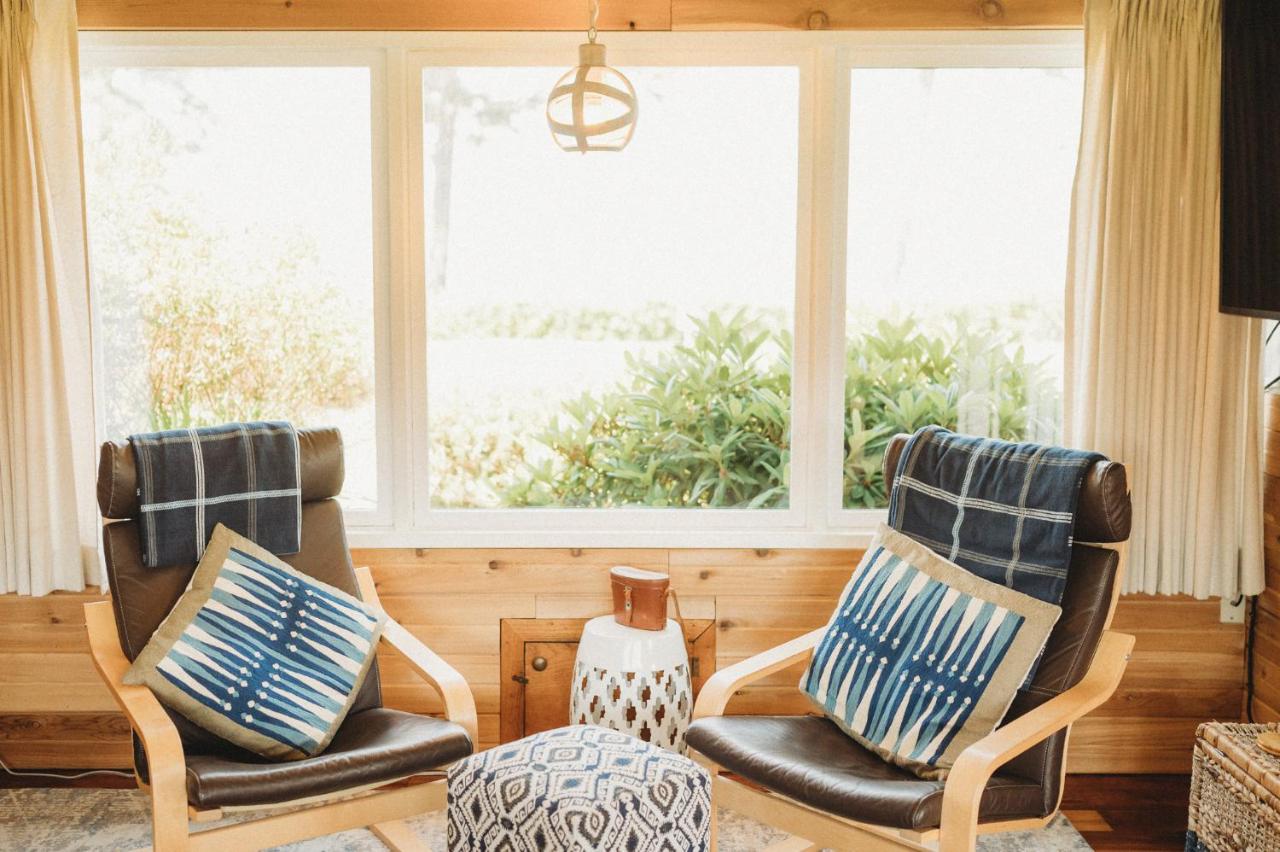 | Dungeness Bay Cottages