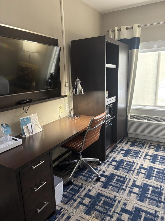 Suite, 2 Double, Sofa bed at Four Points by Sheraton Charlotte - Lake Norman