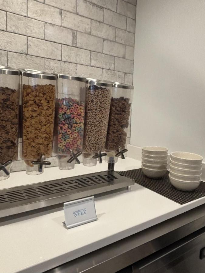 | Four Points by Sheraton Charlotte - Lake Norman