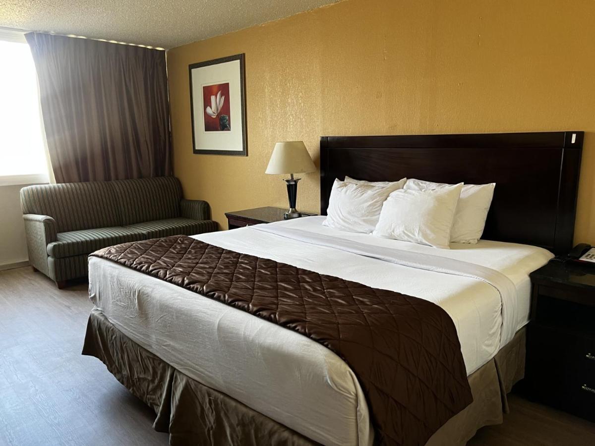  | Budget Inn Laramie