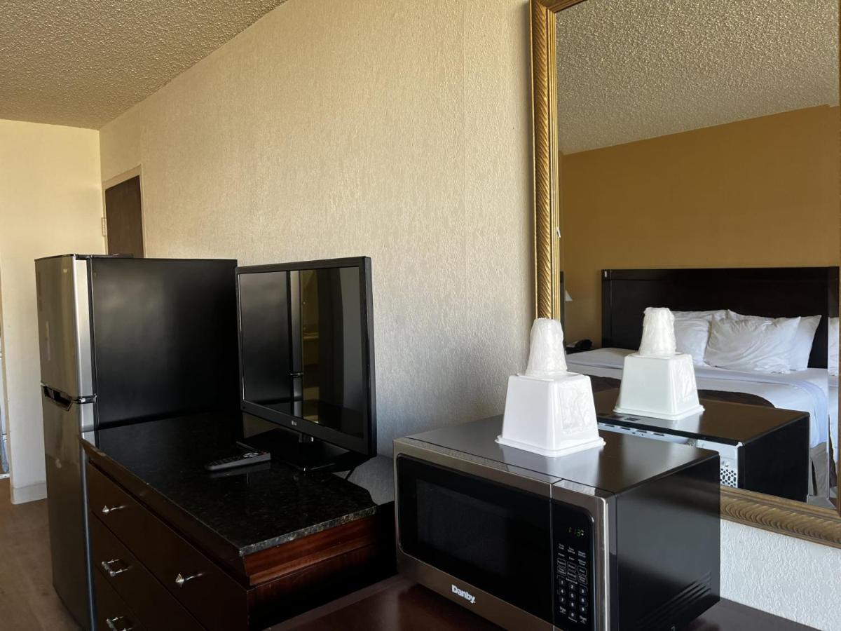  | Budget Inn Laramie