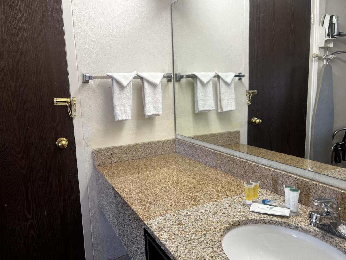  | Budget Inn Laramie