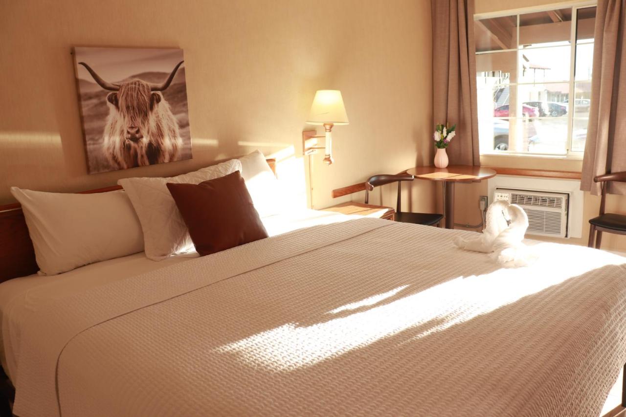 | El Rancho Boulder Motel