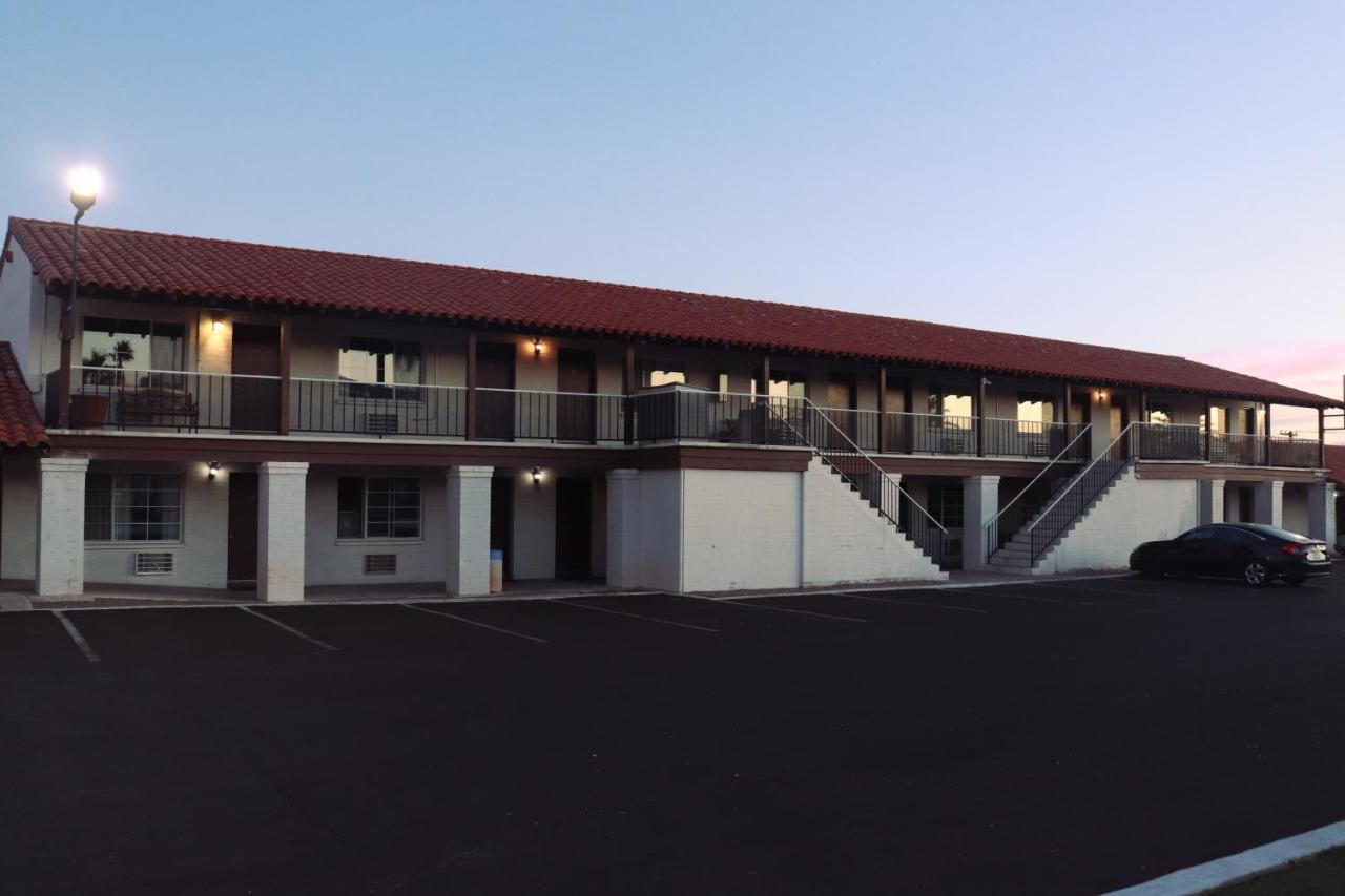 | El Rancho Boulder Motel