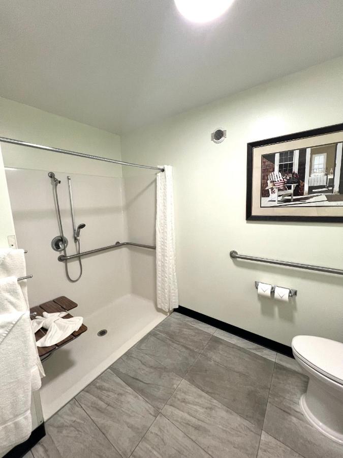 Room with Two Double Beds with Roll-In Shower-Disability Accessible at Van Buren Hotel