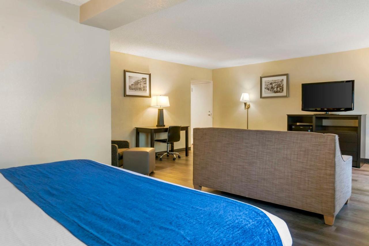  | Best Western Greenfield Inn
