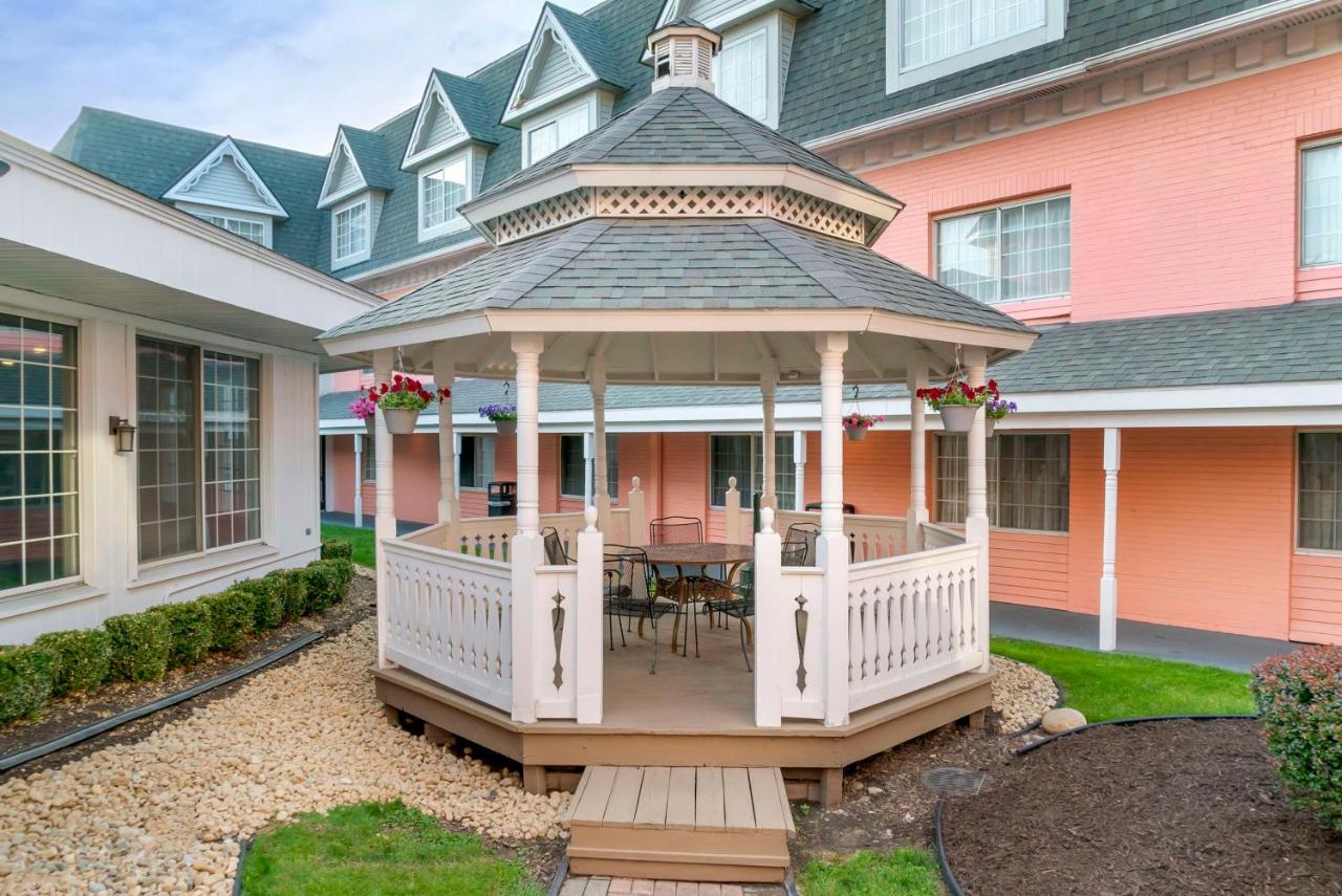  | Best Western Greenfield Inn