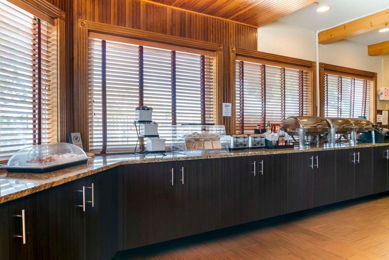  | Best Western Greenfield Inn