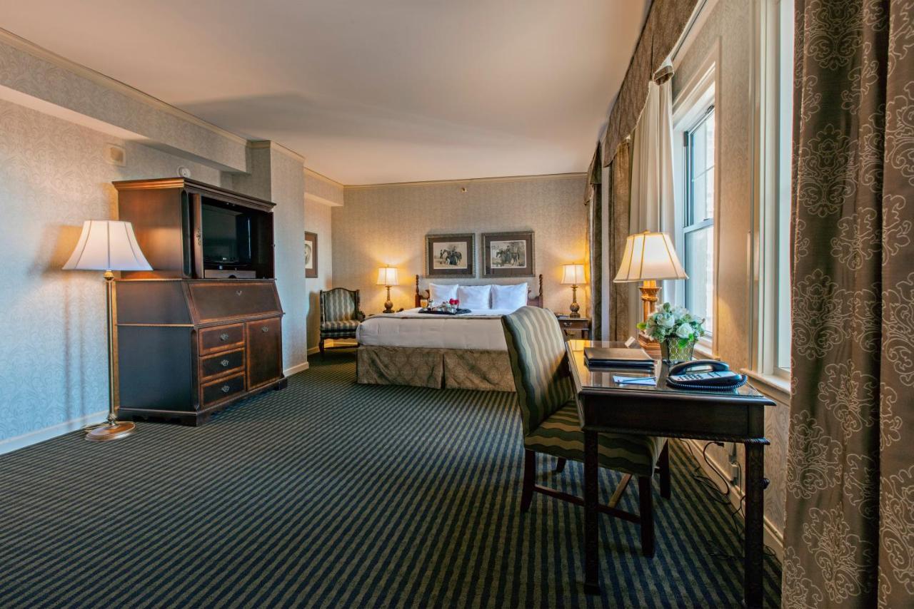 Deluxe King Room at The Brown Hotel