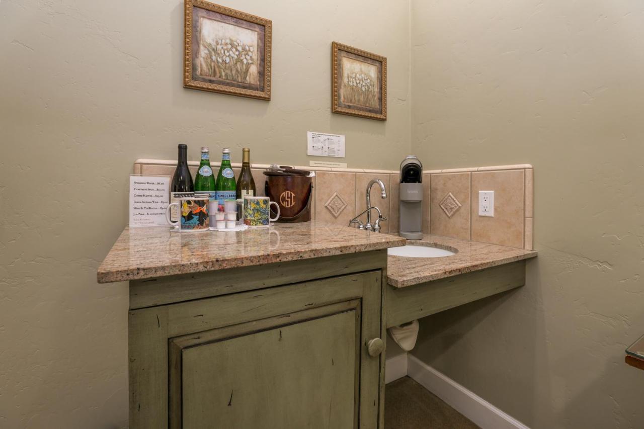 | Cayucos Sunset Inn