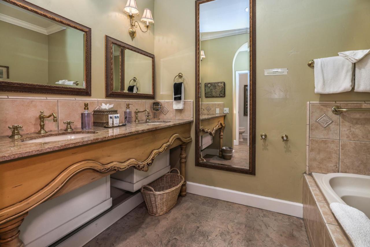 | Cayucos Sunset Inn