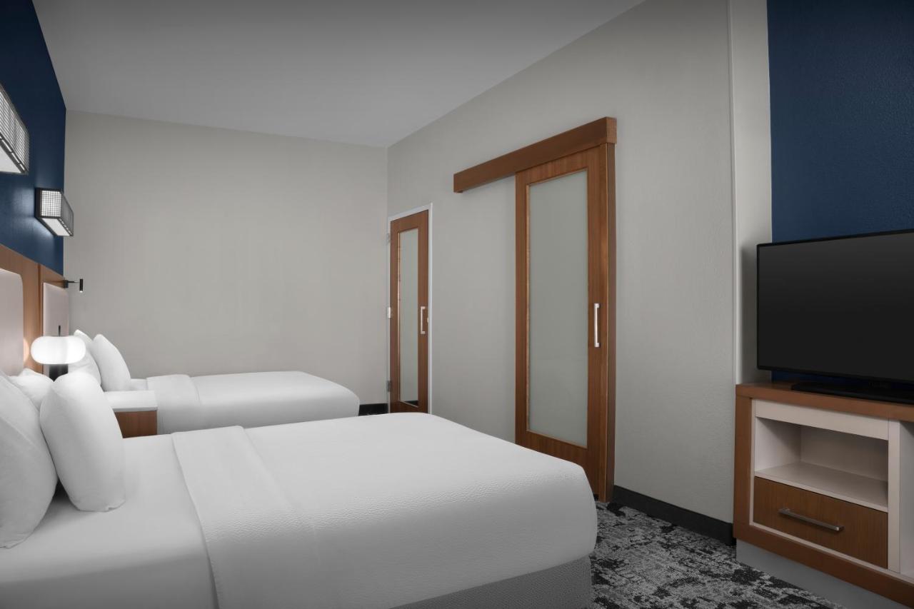 | SpringHill Suites Savannah Downtown / Historic District