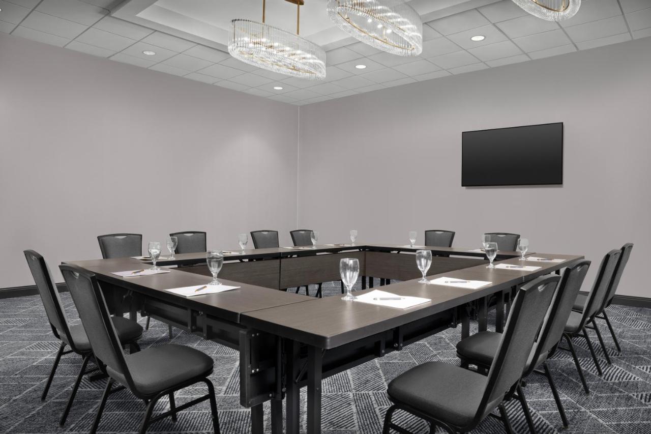 | SpringHill Suites Savannah Downtown / Historic District
