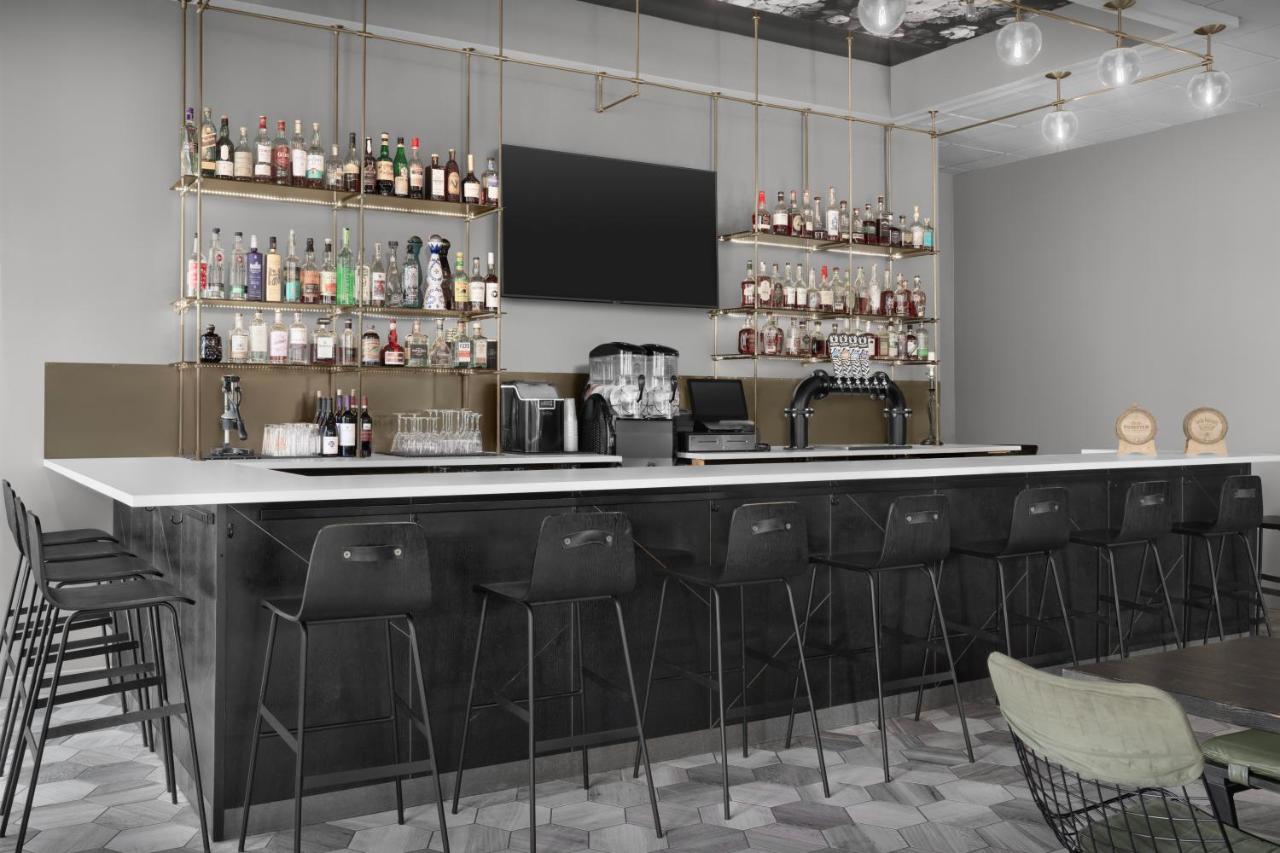 | SpringHill Suites Savannah Downtown / Historic District