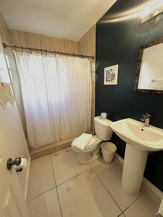 Two-Bedroom Apartment at Miami River Inn By Renzzi