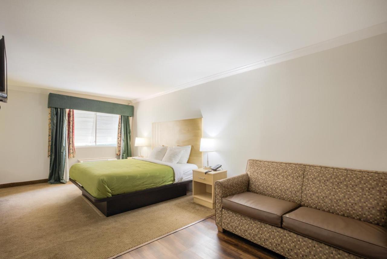Suite - Non-Smoking at Quality Inn Gulf Shores Airport