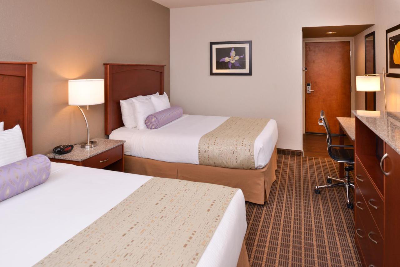 Queen Room with Two Queen Beds - Pet-friendly at Best Western Plus Peak Vista Inn & Suites
